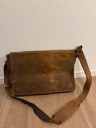 バッグ　皮