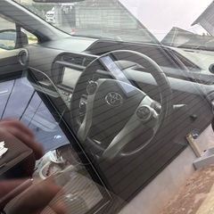 トヨタ　アクア　の画像