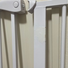 【取引決定済み】カトージ　ベビーゲートの画像
