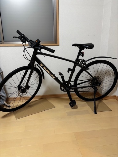 TREK FX3  Mサイズ　　　2023
