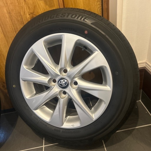 アクア装着トヨタ純正アルミホイール　185/65R15 4本セット