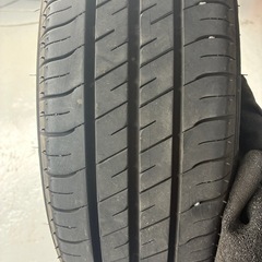 175 65 15中古タイヤ1本の画像