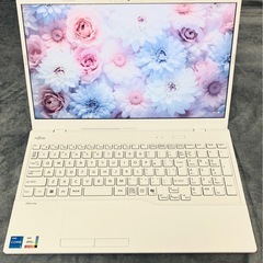 FMV富士通 ノートパソコンMS Office 2024 15.6型 512の画像
