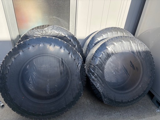ジオランダー　X-AT 275/70r18