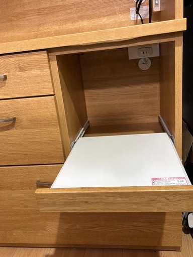 【早い者勝ち】【最終値引き】食器棚