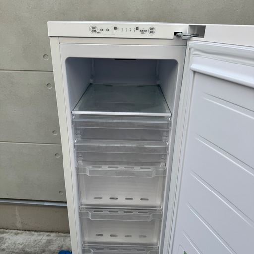 287⭐️2025年製★ほぼ新品★アイリスオーヤマ　冷凍庫　スキマックス　スリム 