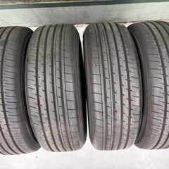 ヨコハマ　ブルーアース225/65R17  　アルミホイール付き
の画像