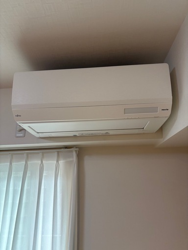 使用期間2年　14畳用　エアコン　200v