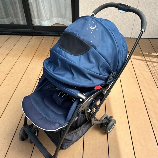 Aprica ラクーナコンフォート オート4輪