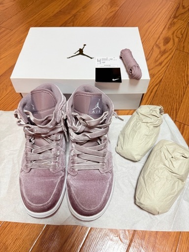 NIKE エアジョーダン1MIDSE パープルベルベット