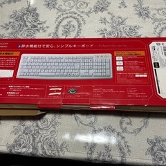 新品未使用 ELECOM 有線キーボード  PS2接 続（箱破れあり）の画像