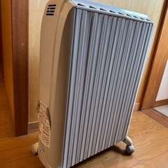 デロンギ  ヒーターの画像