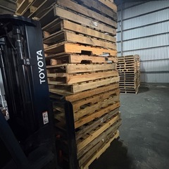 中古パレットの画像