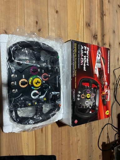 ハンコン　THRUSTMASTER Ferrari F1 Wheel Add On