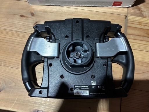 ハンコン　THRUSTMASTER Ferrari F1 Wheel Add On