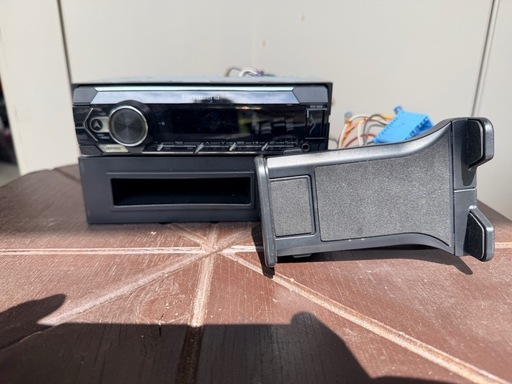 Pioneer MVH-5600  カーオーディ TS-G1010F スピーカー