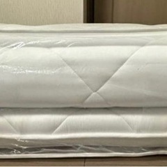 カバーが洗えるボリュームセミダブル敷布団の画像