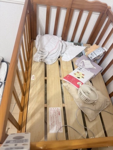 木製 ベビーベッド（美品）