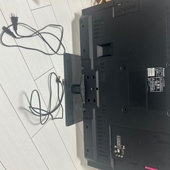 テレビ・電源ケーブルの画像