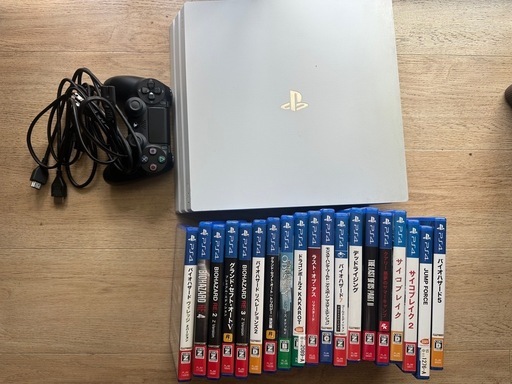 ps4pro 
 箱付き　ソフトたくさん