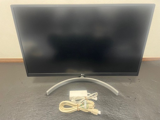 ② LG 27インチ4Kモニター 27UL500-W