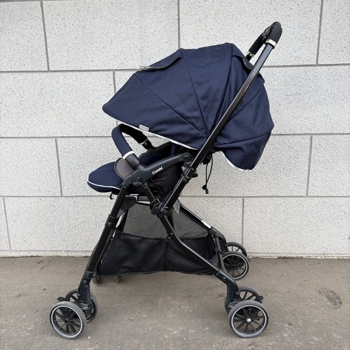 コンビ　ベビーカー　スゴカルα 4 キャス　Light