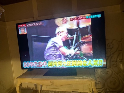 シャープ　70インチ