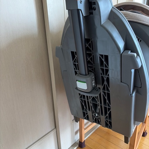 Combi 最上位モデル　THE S ZC-690 ISOFIX
