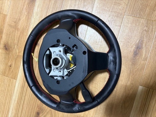 GR86 RZ 純正ステアリング
