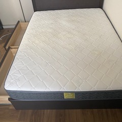 ダブルベット、マットレスセットの画像