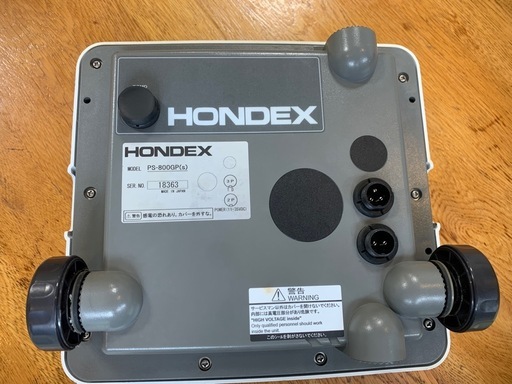 魚群探知機　ホンデックス社製8.4型