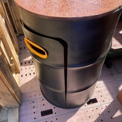 手作りドラム缶テーブル椅子セットの画像