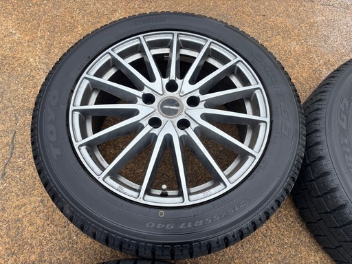 215/55R17 TOYO スタッドレス 残溝8部山以上 アルミ付 4本