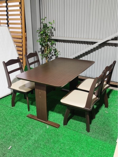 ?激安?❗️配送•設置?❗️♻️処分撤去♻️4人掛け　ダイニングテーブセット　回転椅子4脚セット