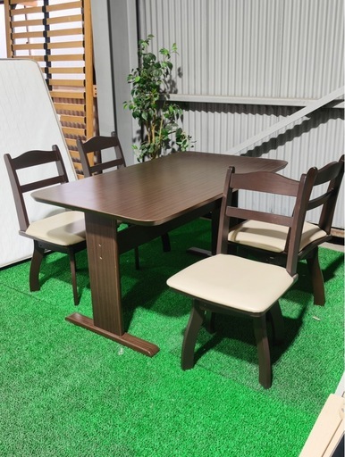 ?激安?❗️配送•設置?❗️♻️処分撤去♻️4人掛け　ダイニングテーブセット　回転椅子4脚セット