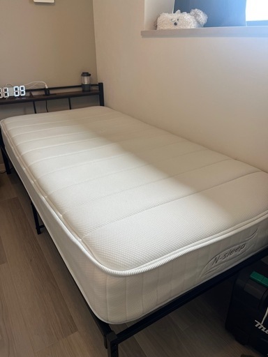 【お取引決定】シングルベッド(マットレス付き)