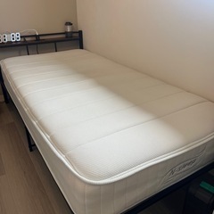 【お取引決定】シングルベッド(マットレス付き)の画像