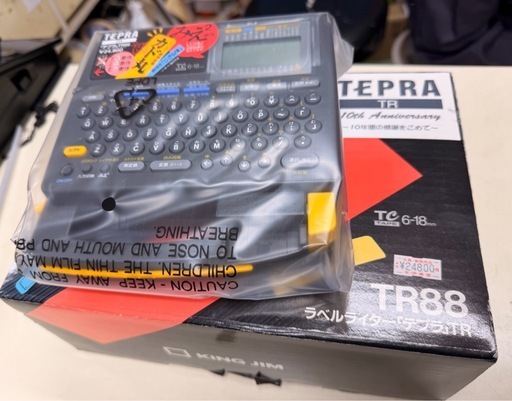 TEPRA ラベルライターテプラTR88　10thアニバーサリー箱入【外箱少し折れあり】