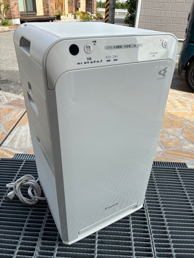 ダイキンストリーマ空気清浄機　中古美品