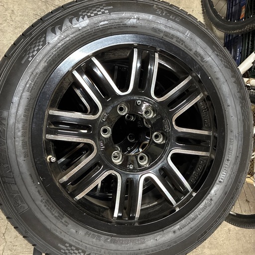 ハイエース用　17インチホイール
