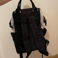 キャンバス製マザーズバッグ 黒と白の画像