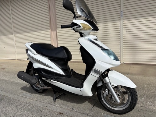 ⭐️シグナスX.125低燃費FIモデル⭐️プラグ・グリップなど新品交換で快調⭐️ピンクナンバー・原付2種オートバイ⭐️