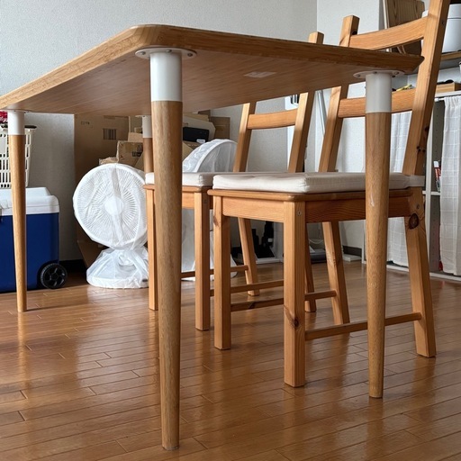 【決まりました】ダイニングテーブル・チェア4脚 IKEA