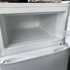 冷蔵庫2019年です‼️1000円ですの画像