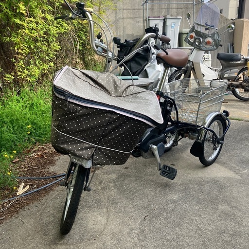 電動アシスト３輪自転車