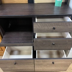 ジャングルジャングル貝塚店　レンジボード　カップボード　食器棚　３枚扉　キッチン収納　木目　茶色　ブラウン　中古　リユース　貝塚　二色浜の画像