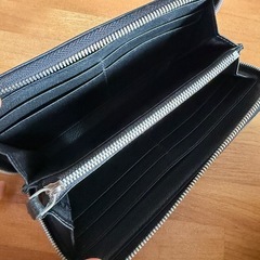 EMPORIO ARMANI長財布の画像