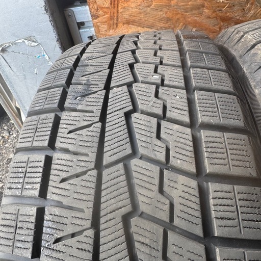 極上タイヤ　YOKOHAMA ヨコハマ　IG70 215/45R17 スタッドレス　タイヤ　2022年製　17インチ