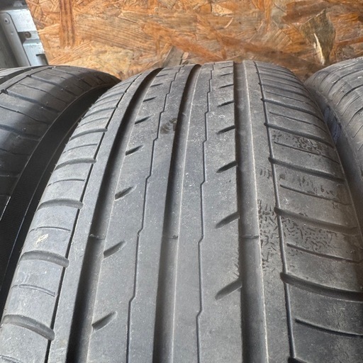 バリ山　YOKOHAMA ヨコハマ　BluEarth-Es ES32 185/60R15 夏タイヤ　2025年製　15インチ