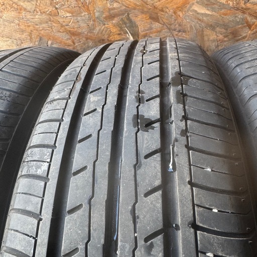バリ山　YOKOHAMA ヨコハマ　BluEarth-Es ES32 185/60R15 夏タイヤ　2025年製　15インチ